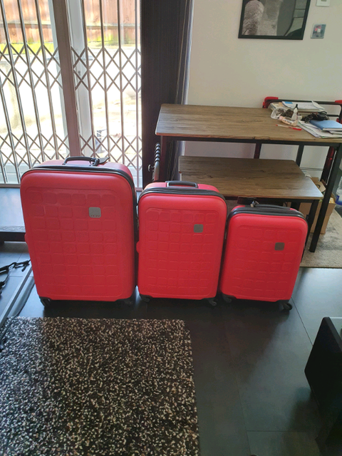 tripp suitcase set of 3